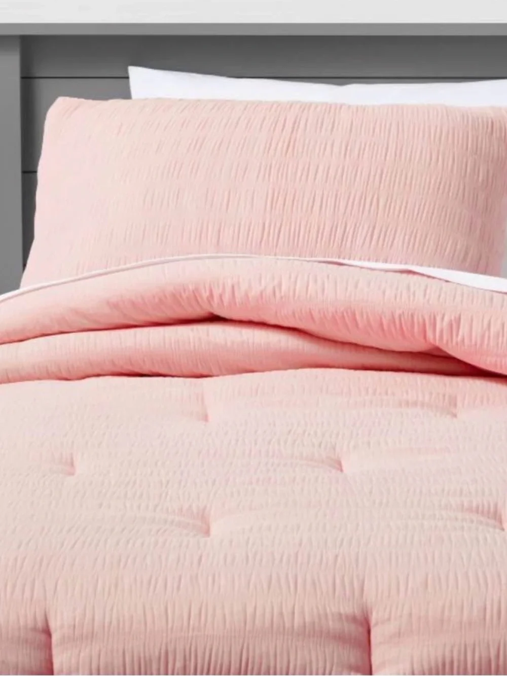 Pillowfort Pink Comforter Set with Printed Sheet and Toss Pillow